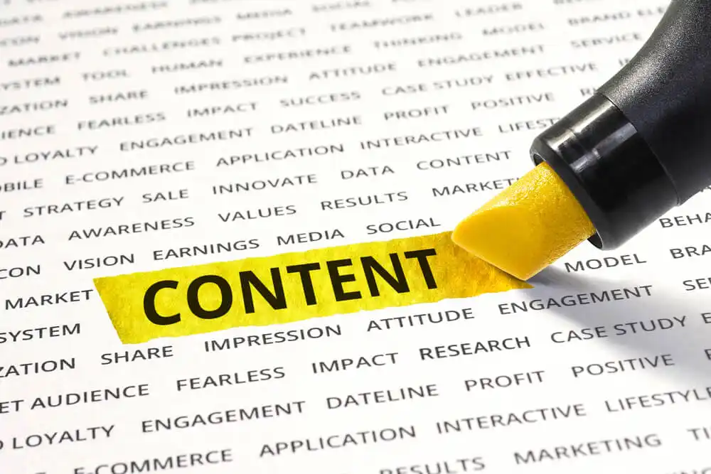 marcador subrayando la palabra "content"